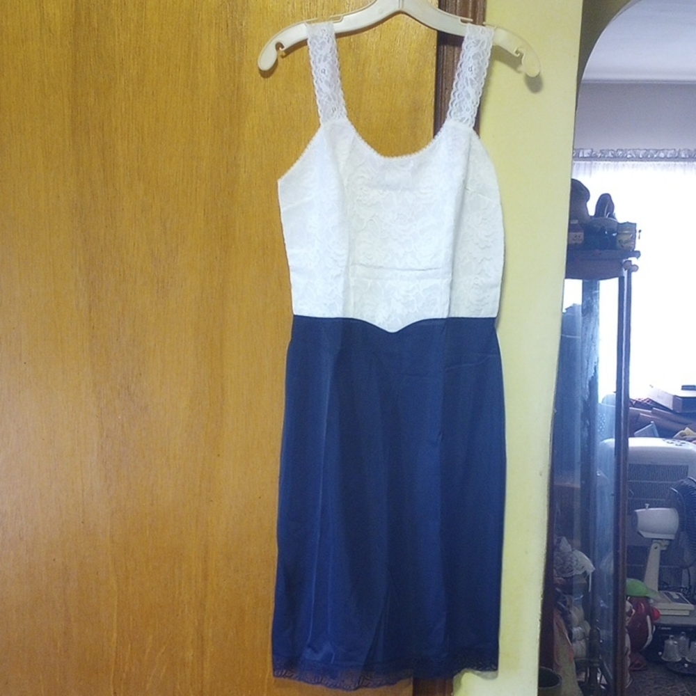 Aristocraft Navy Blue & White Nylon Lace Slip, Size 34